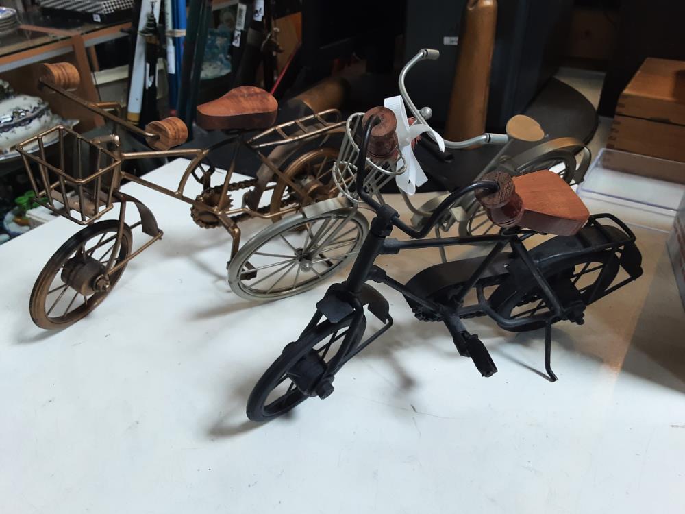 VELO DECORATIVE