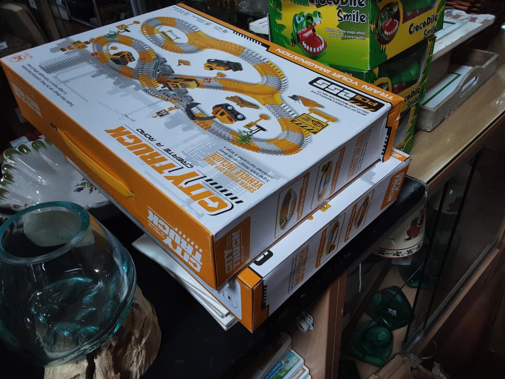 CIRCUIT TRUCK