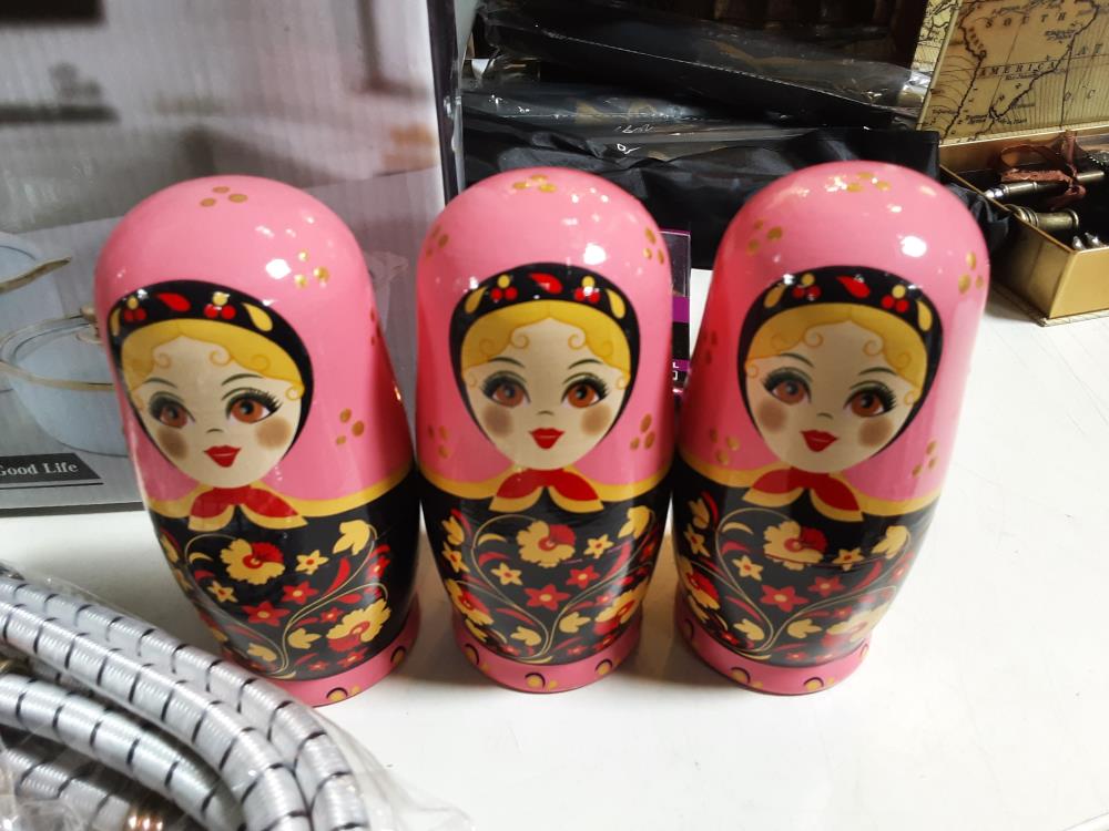 POUPEE RUSSE
