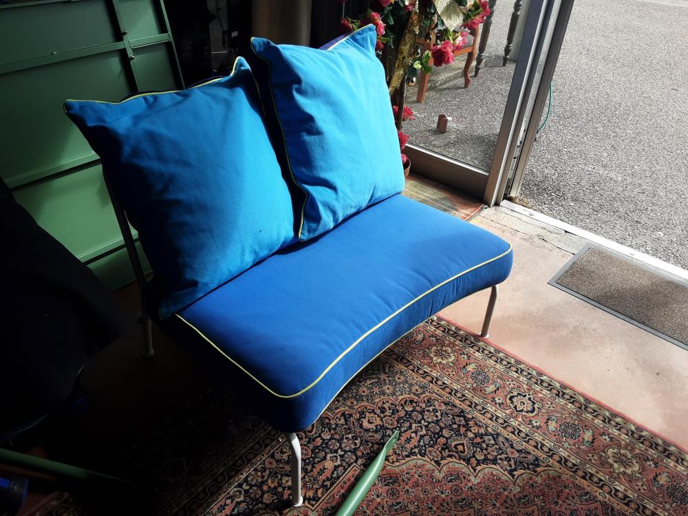 BANQUETTE METALLIQUE 