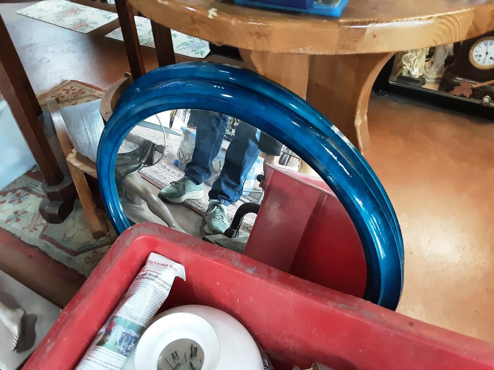 MIROIR OVALE BLEU
