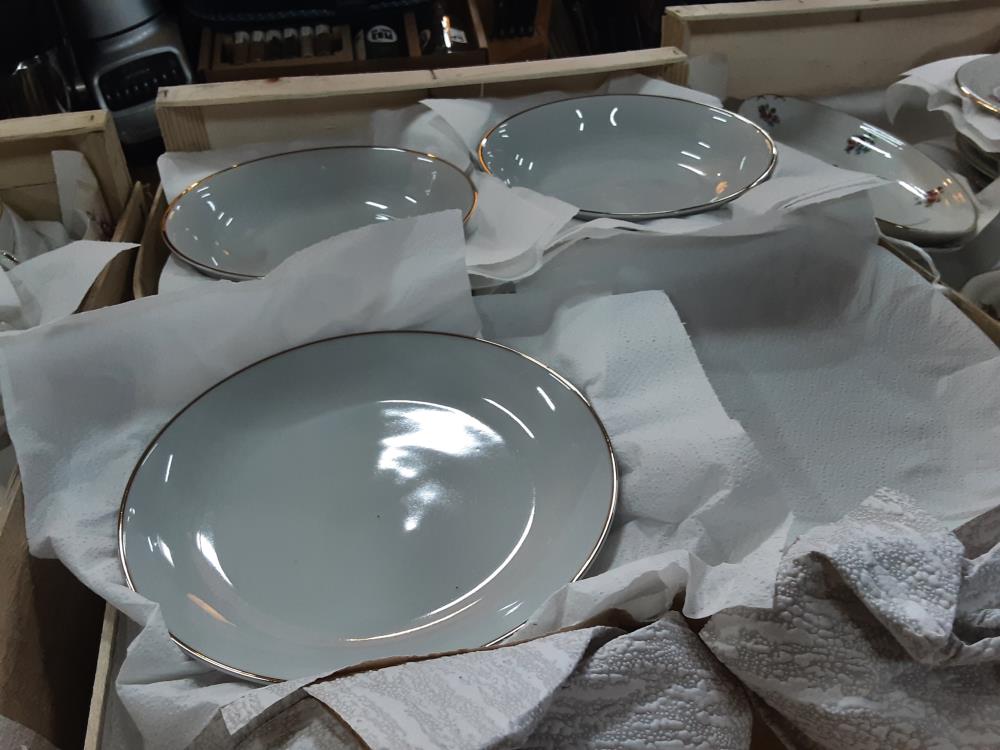 SERVICE BLANC DORE