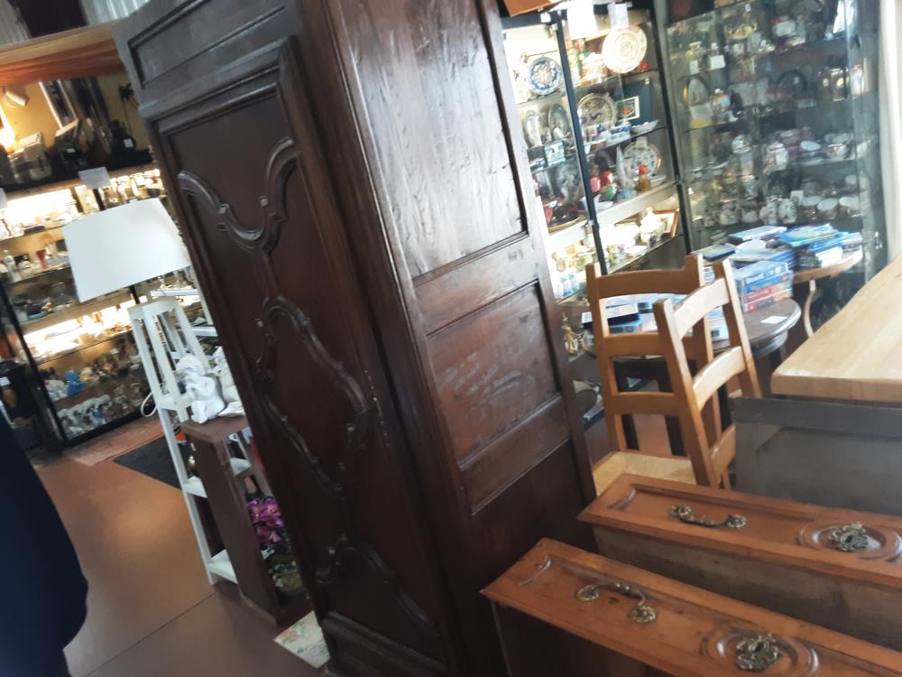 BONNETIERE ETAGERE BOIS FONCE 1P + CLEF