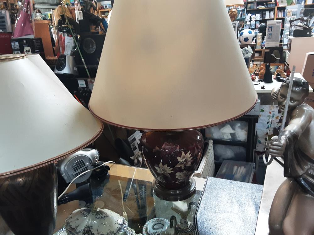 LAMPE ROUGE FLEUR