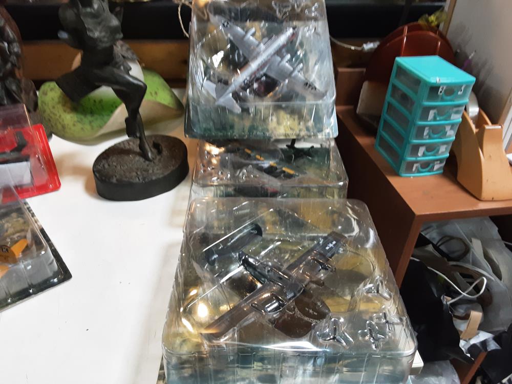 MAQUETTE AVION