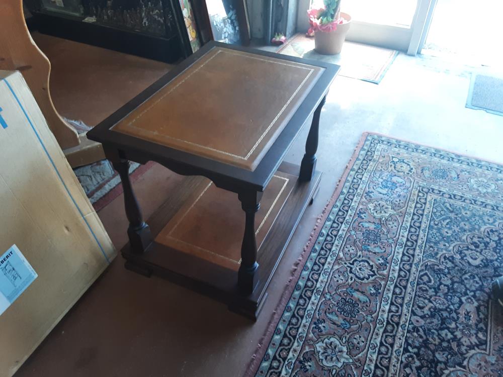 CONSOLE DOUBLÉ CUIR