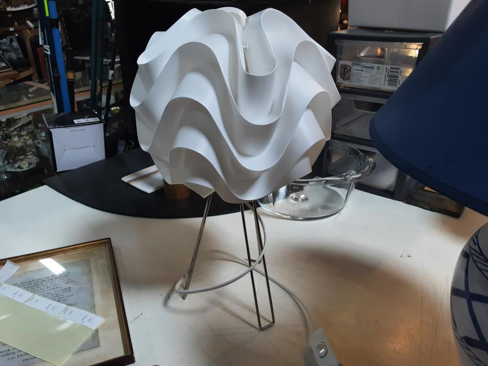 LAMPE BLANCHE