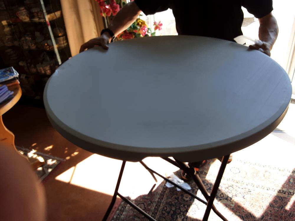 MANGE DEBOUT 80 X 110 PN 45€