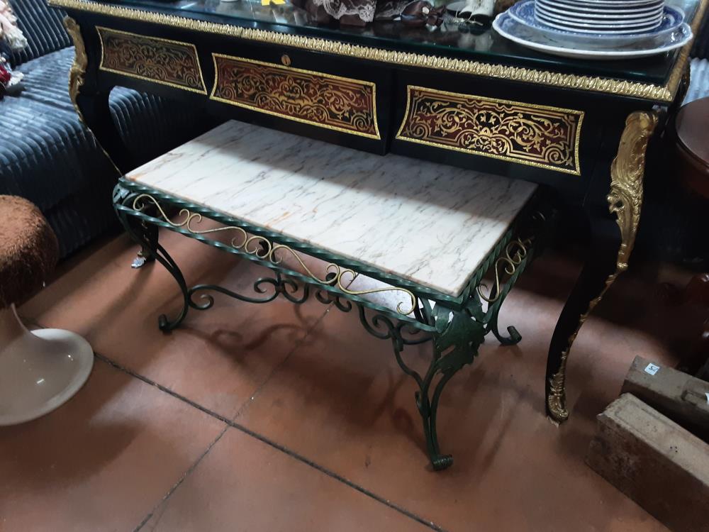 TABLE BASSE MARBRE FER FORGEE 