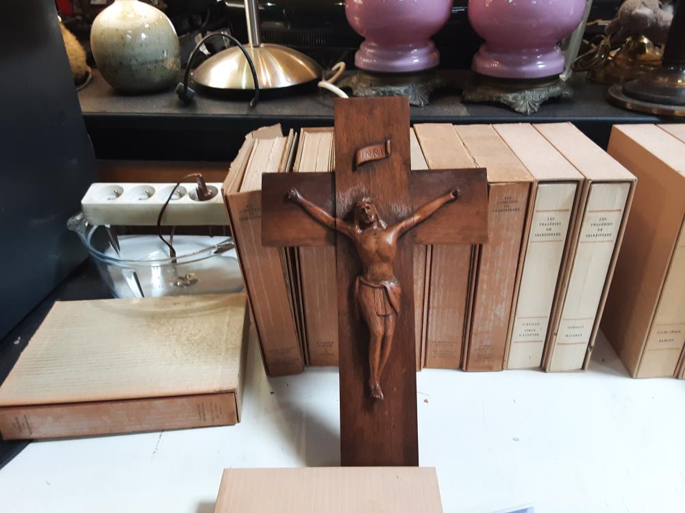 CRUCIFIX BOIS