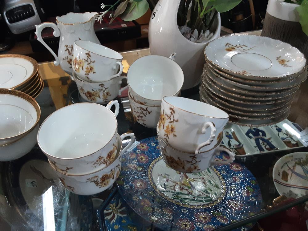 SERVICE TASSES + SOUS TASSES FLEURS