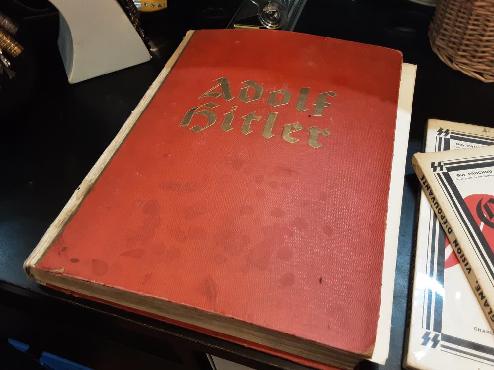 LIVRE ADOLF HITLER