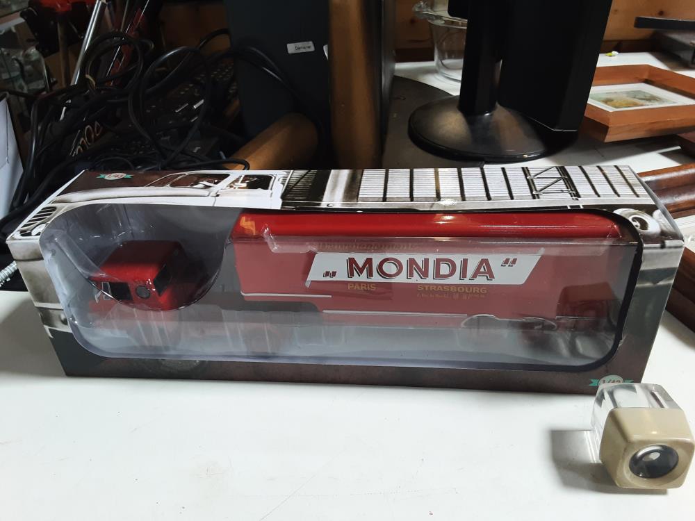 CAMION MONDIA