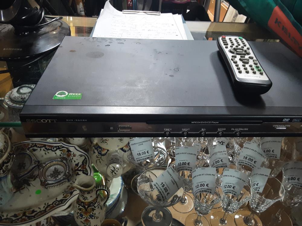 LECTEUR DVD SCOTT + TEL