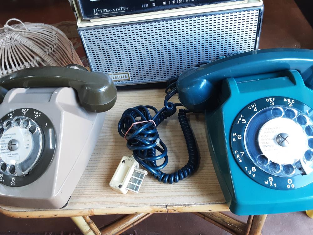 TELEPHONE ANCIEN