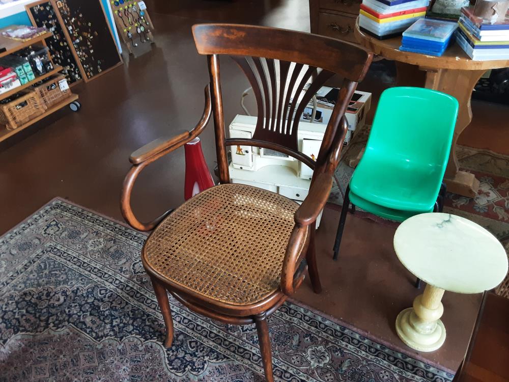 FAUTEUIL BOIS CANNEE