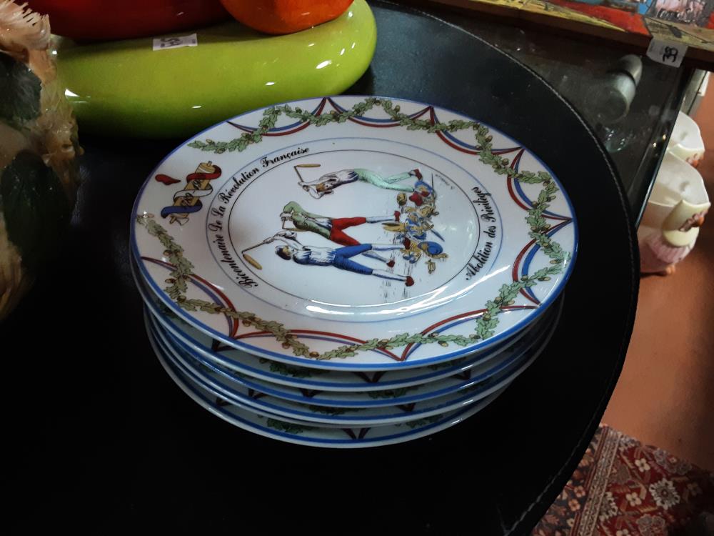 LOT DE 6 ASSIETTES