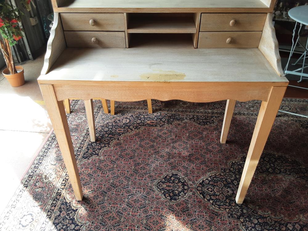 BUREAU BOIS