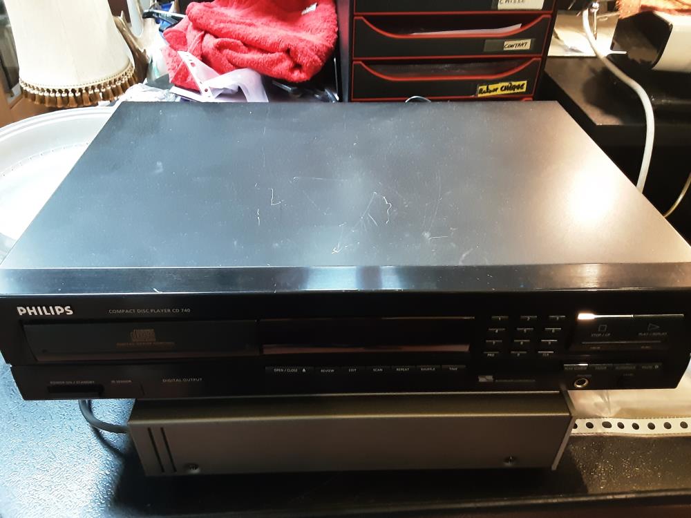 LECTEUR CD PHILIPS 