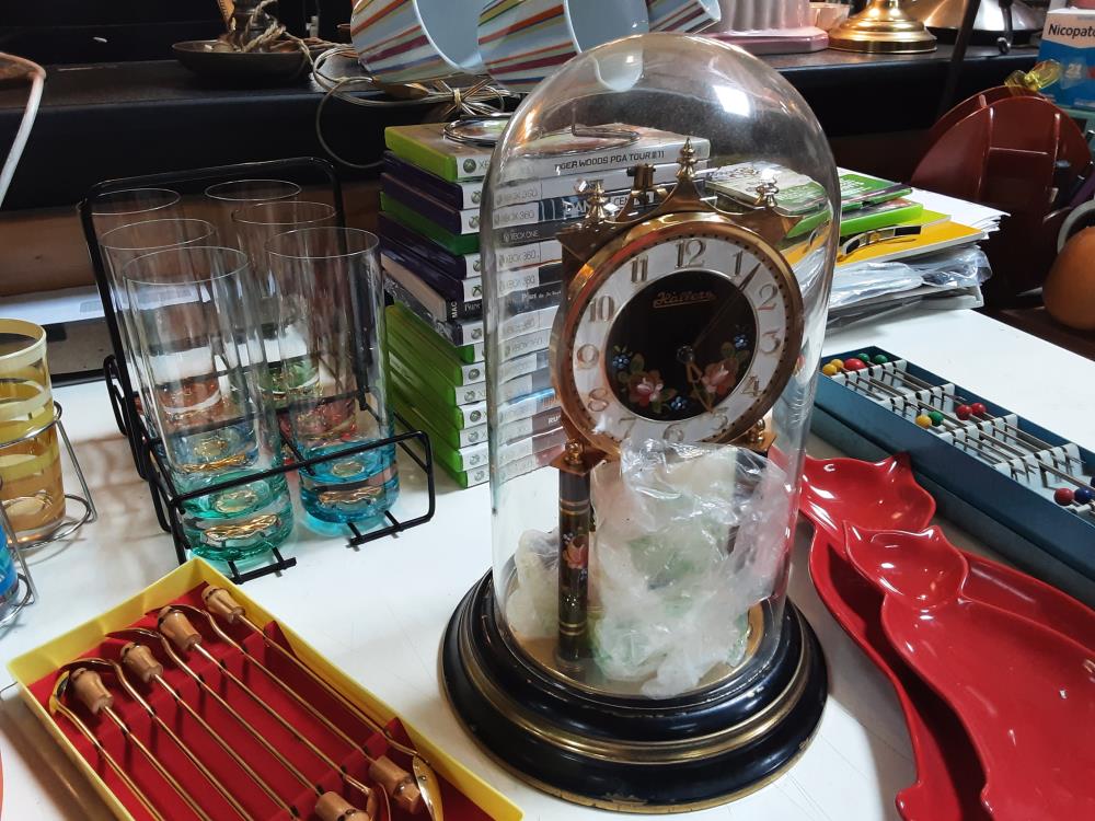 HORLOGE HALLUS
