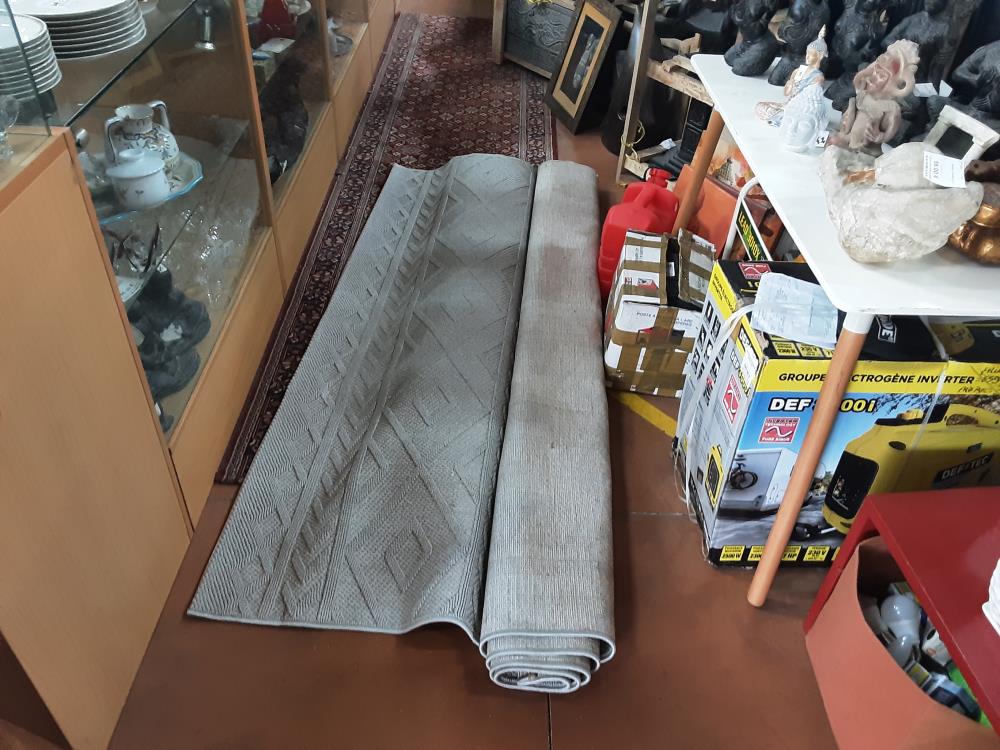 TAPIS GM BEIGE GRIS 