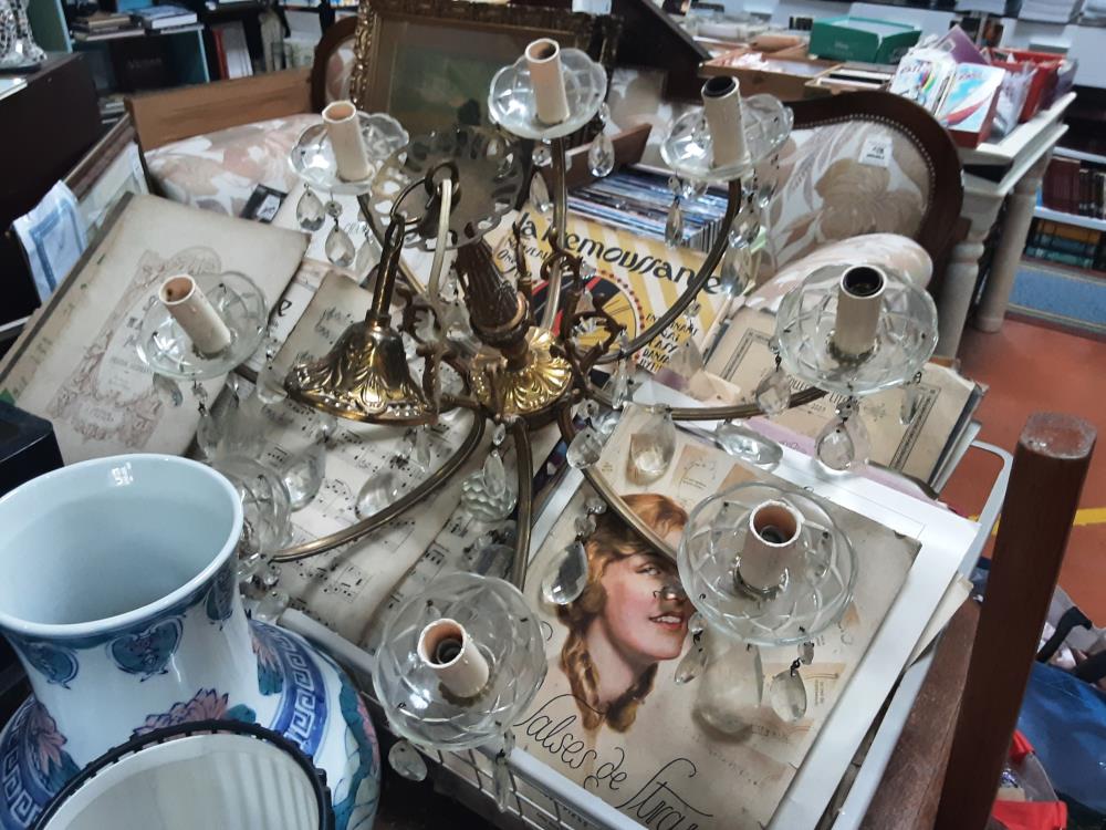 LUSTRE 8 FEUX PAMPILLE 