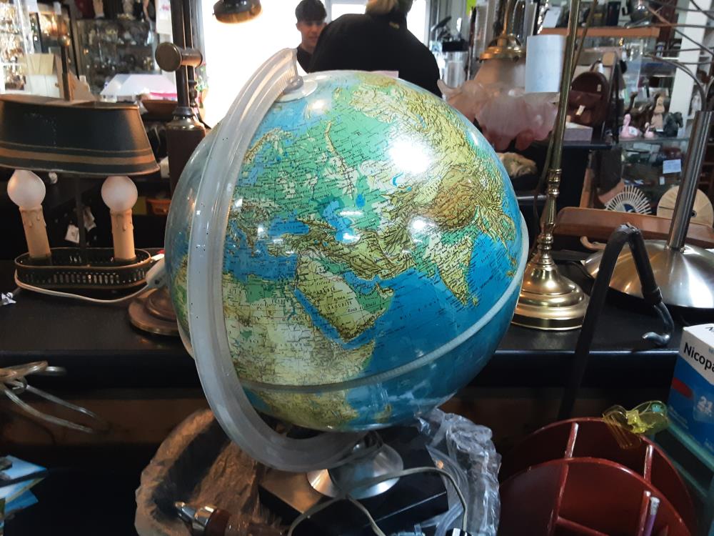 LAMPE GLOBE 