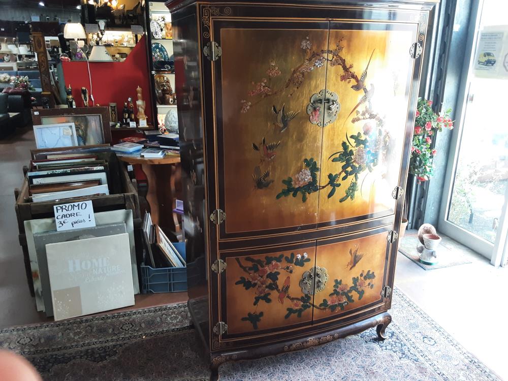 MEUBLE TELE ASIATIQUE 4P