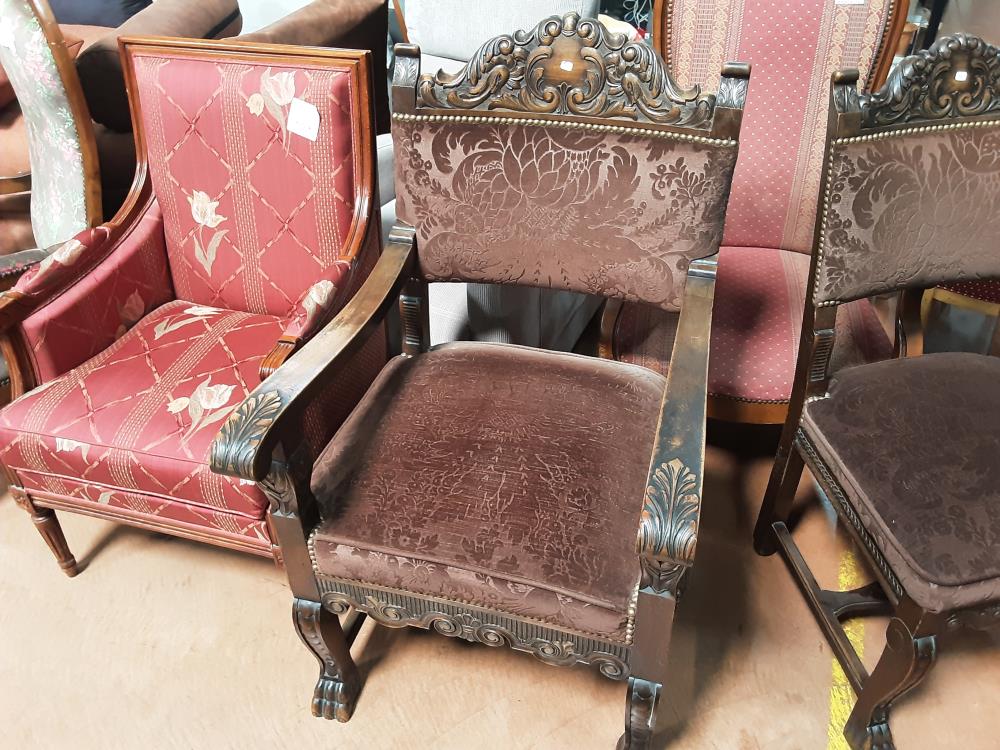 FAUTEUIL PATTES DE LION