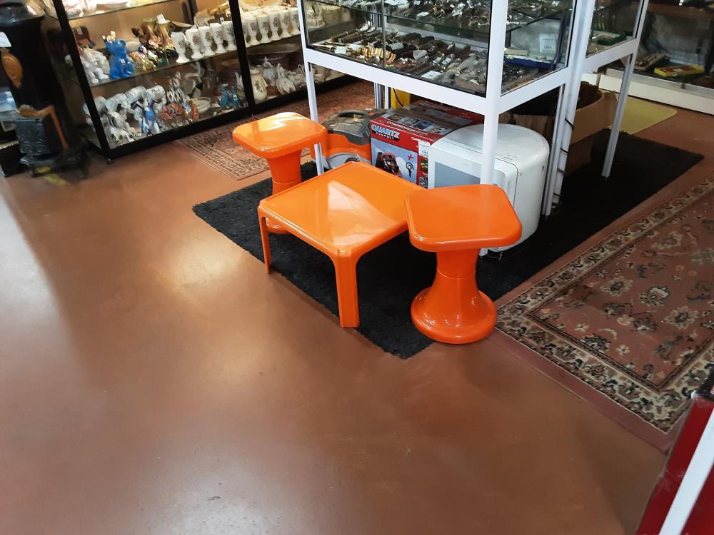 SALON DE JARDIN VINTAGE PLASTIQUE ORANGE TAM-TAM