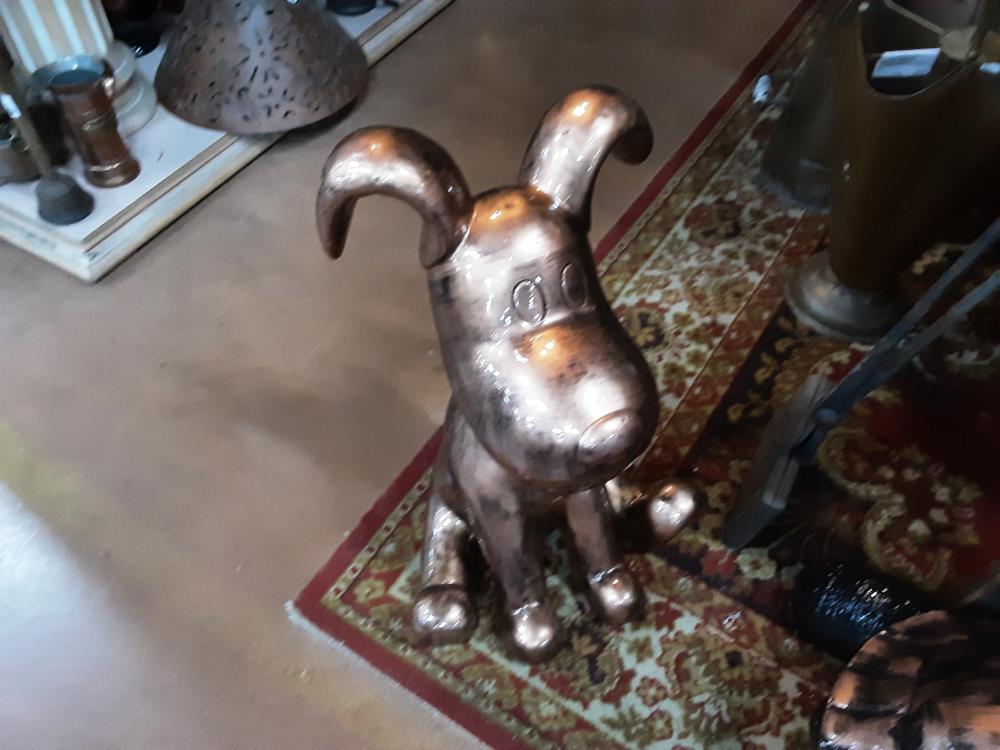 CHIEN OREILLE GM