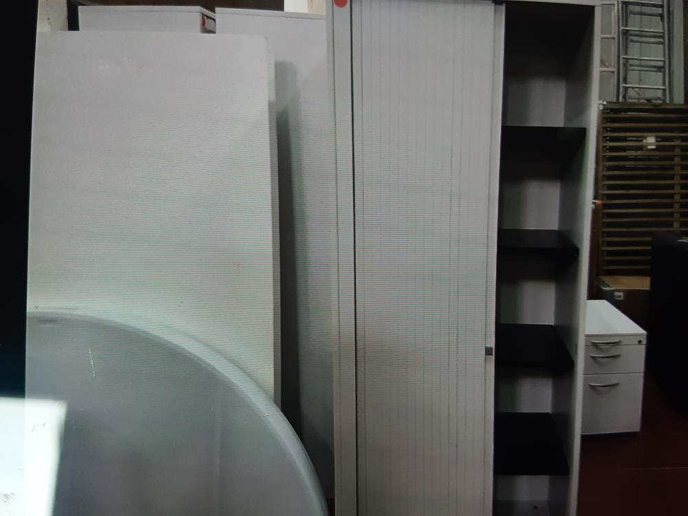 1/2 ARMOIRE DE BUREAU