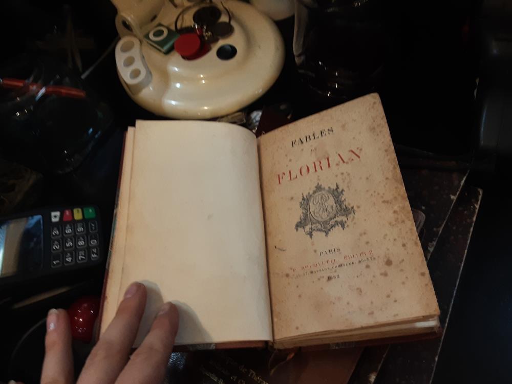 LIVRE FABLE DE FLORIAN 1882