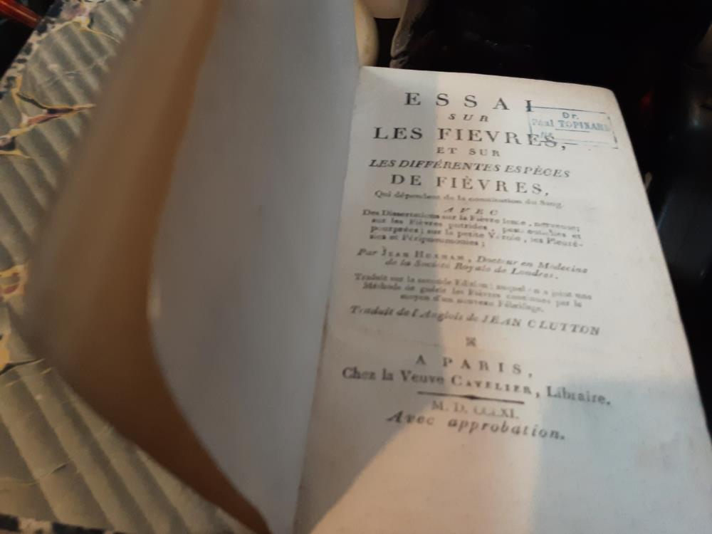 LIVRE ESSAIE SUR LES FIEVRES 1761
