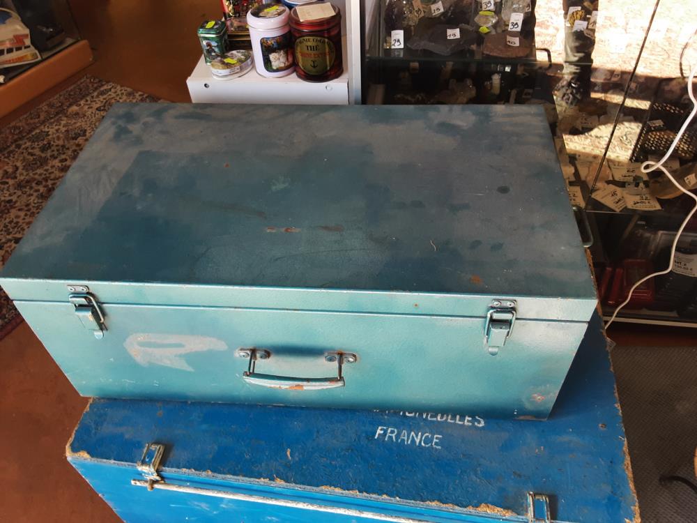 CANTINIERE BLEU METALLIQUE 
