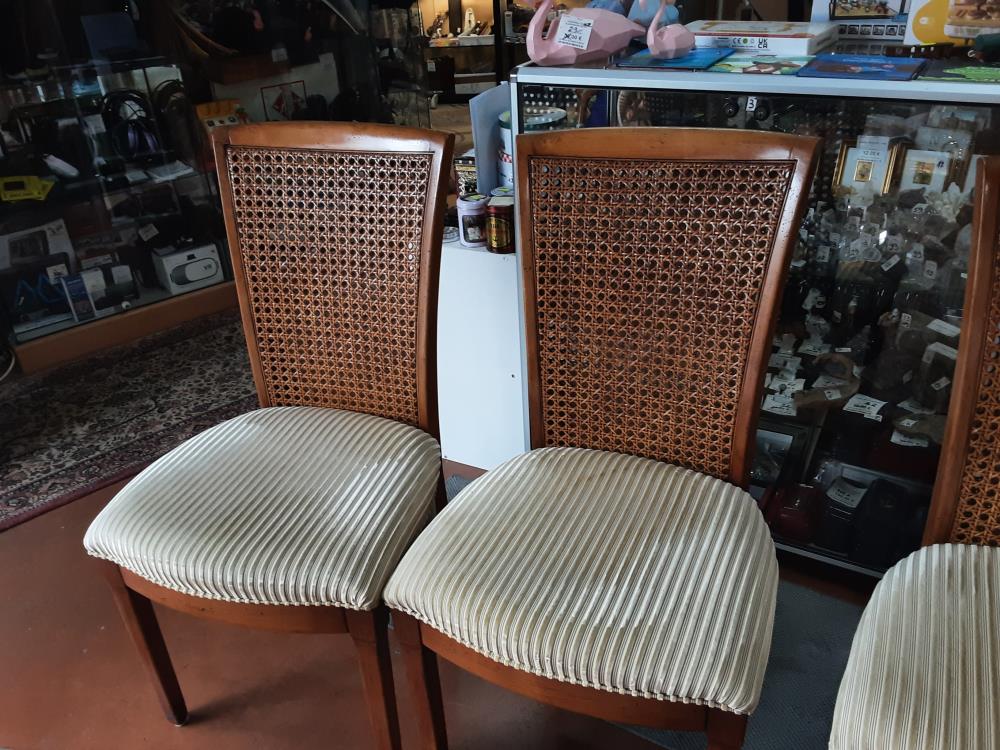 LOT DE 6 CHAISES DOUBLE CANNAGE
