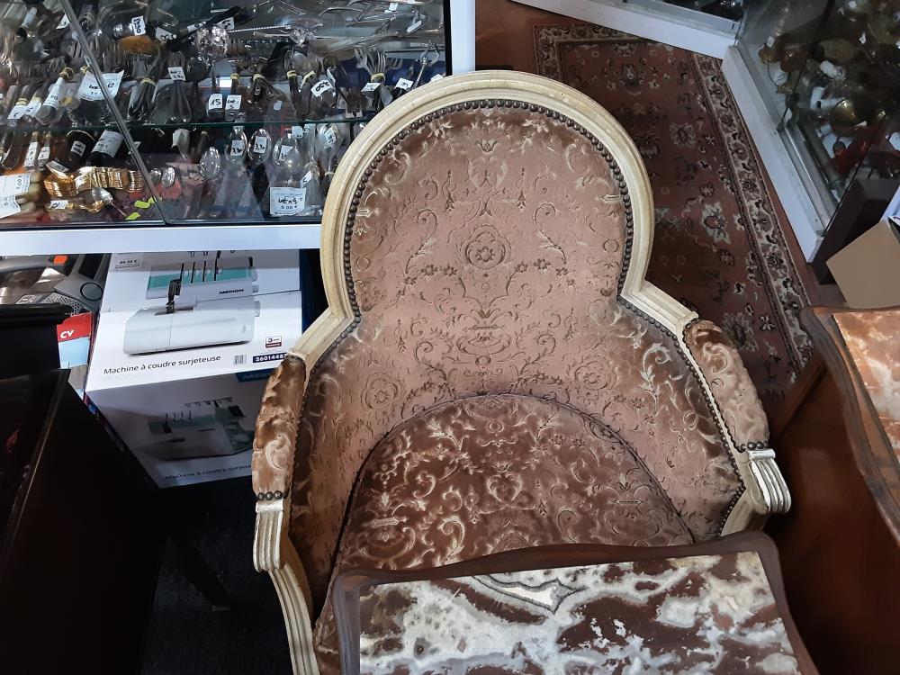 FAUTEUIL TISSUS ROSE STYLE LOUIS XVII
