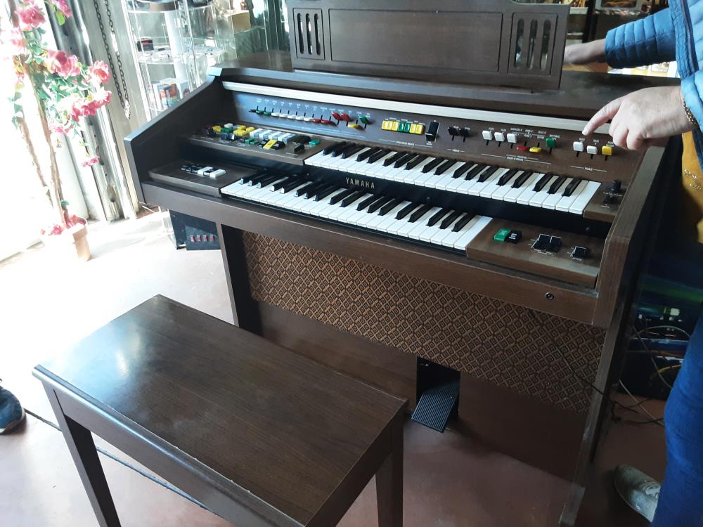ORGUE YAMAHA ELECTRONE