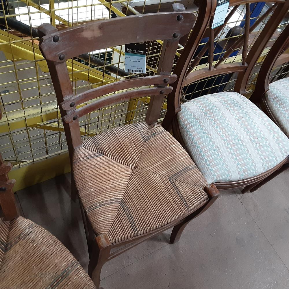 CHAISE PAILLEE 