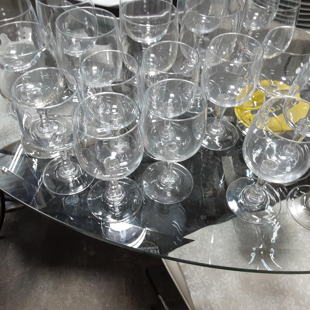 LOT 10 VERRES A PIED