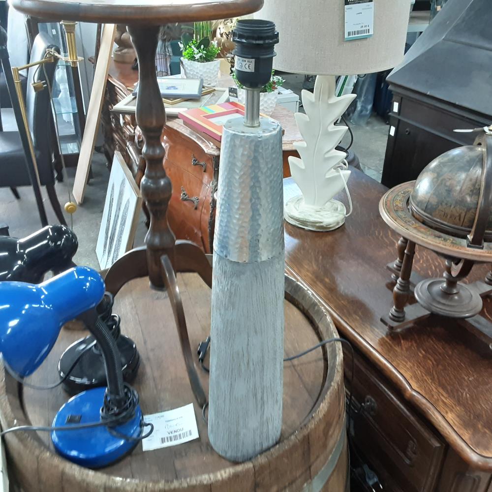 PIED DE LAMPE GRIS