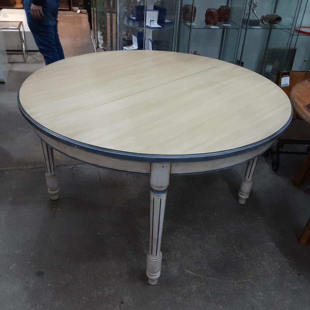 TABLE RONDE CERUSEE 
