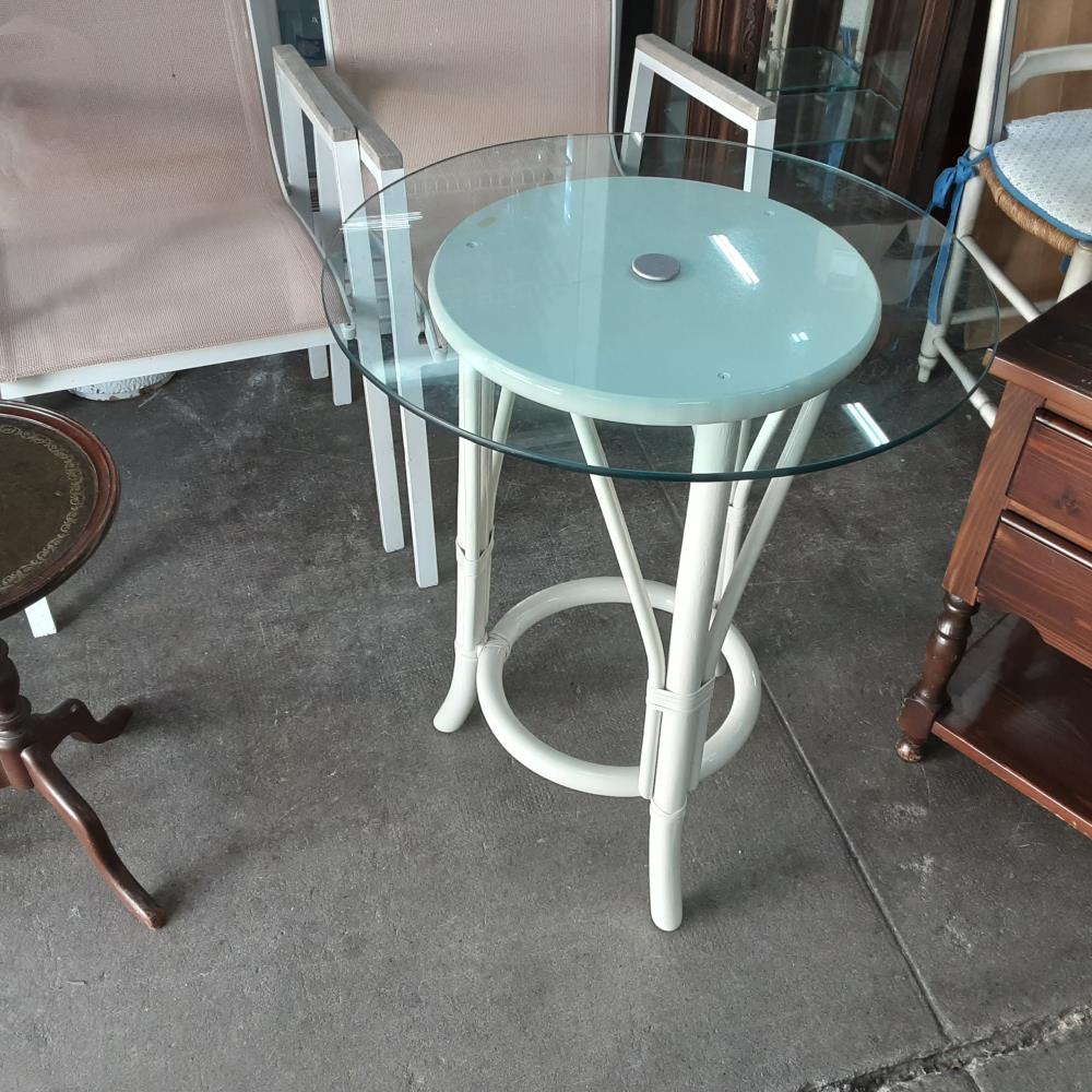 GUERIDON ROND DESSUS VERRE 