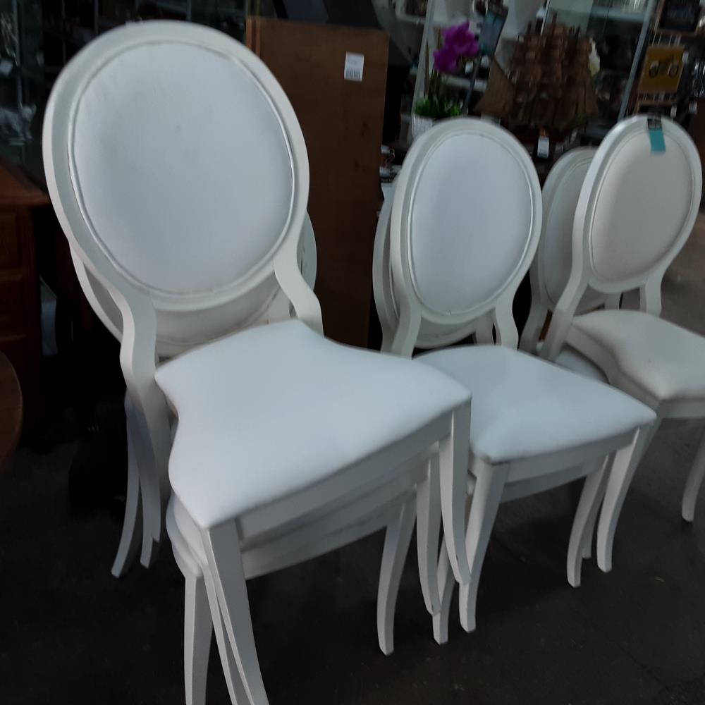 CHAISE MEDAILLON BLANCHE 