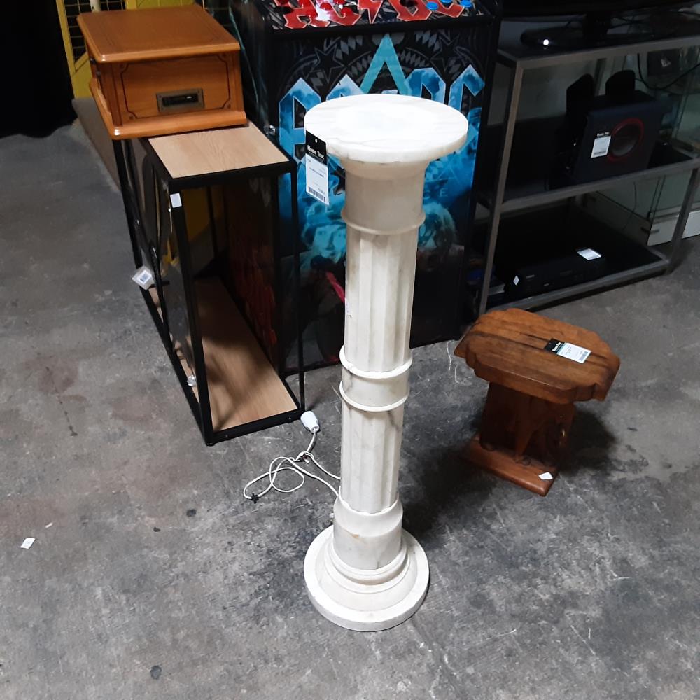 COLONNE EN MARBRE 