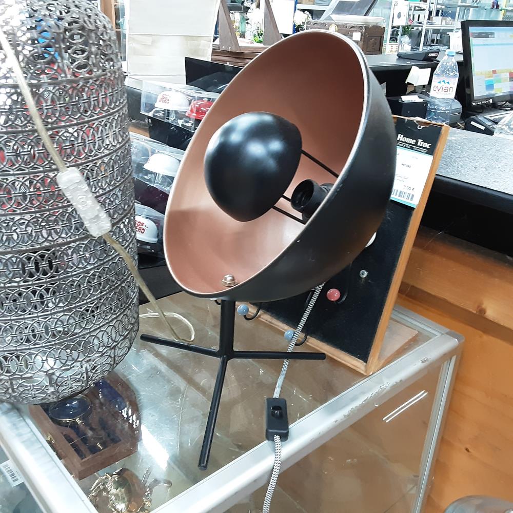 LAMPE 