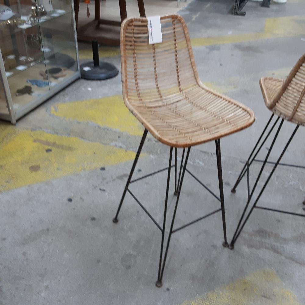 CHAISE DE BAR ROTIN 