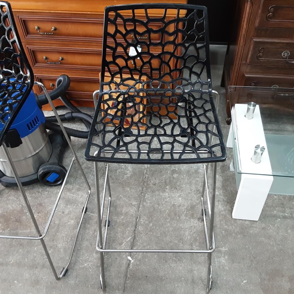 TABOURET NOIR 