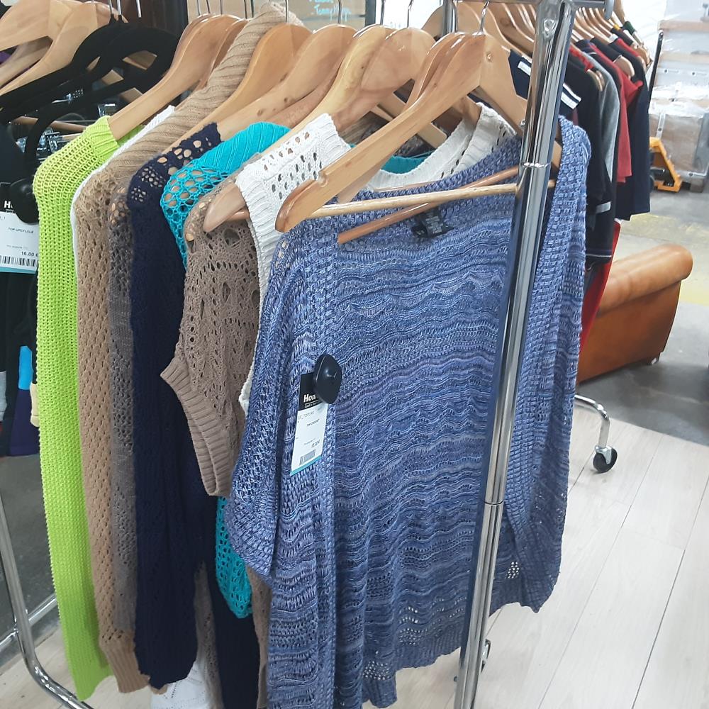TOP CROCHET