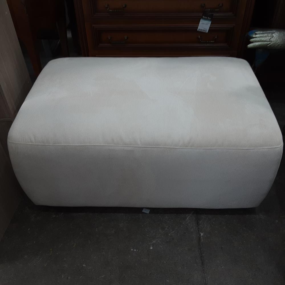 POUF MM